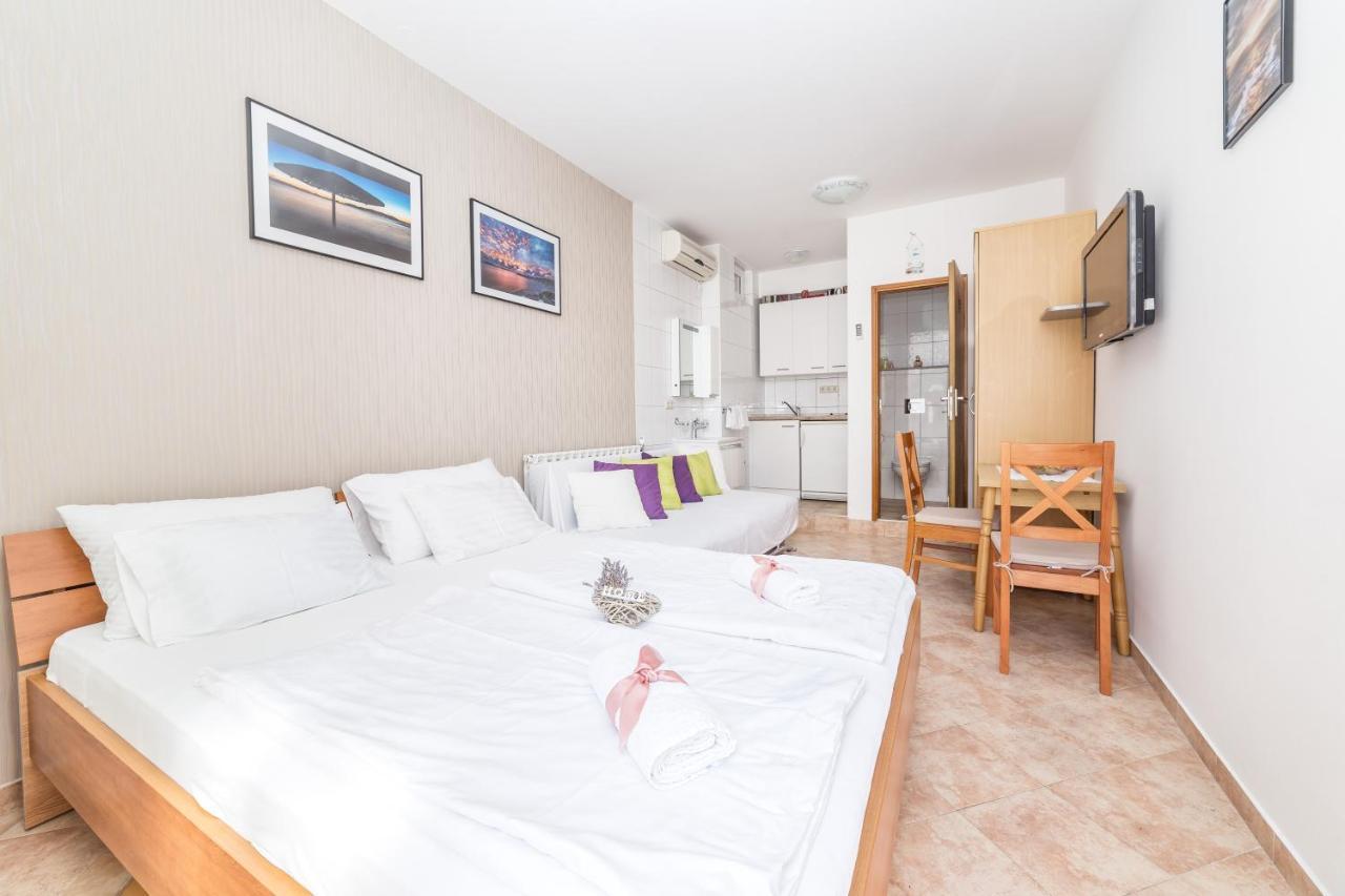 Apartments Valentino فوديس المظهر الخارجي الصورة
